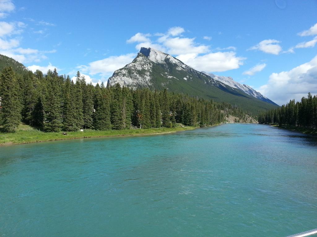 Banff Bear Bed&Breakfast Exterior foto